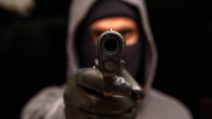 Condenan a 20 años a hombre que mató dueño de colmado para robarle en Villa Mella