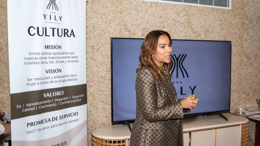 Doctora Yily de los Santos realiza evento Vivamos desde nuestra cultura