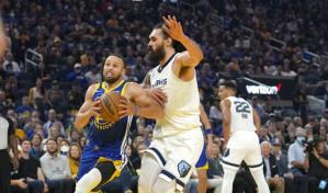 Curry y Thompson conducen a Warriors a la final del Oeste