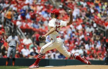 Hudson y Cardenales frenan racha de Gigantes
