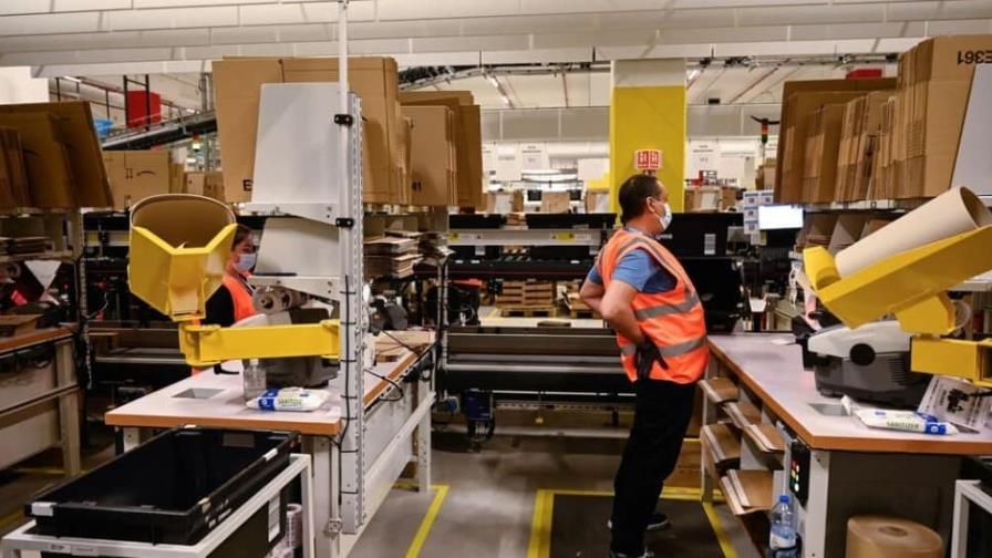 Facebook, Amazon y Uber frenan contrataciones de personal Facebook, Amazon y Uber frenan contrataciones de personal