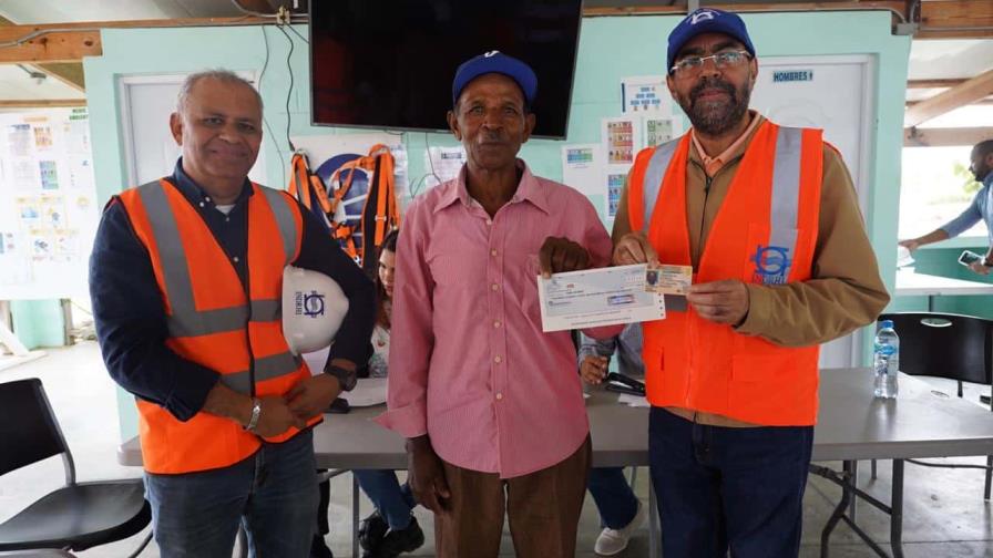 Indrhi cubrirá alquiler a comunitarios de Monte Grande hasta entrega de centro poblado