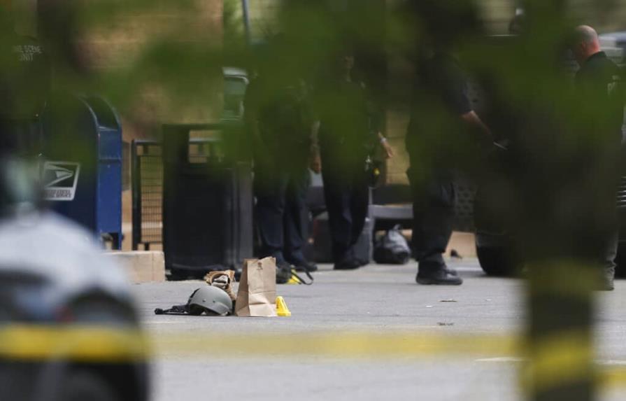 FBI dice que investiga como “crimen de odio” el tiroteo en Nueva York
