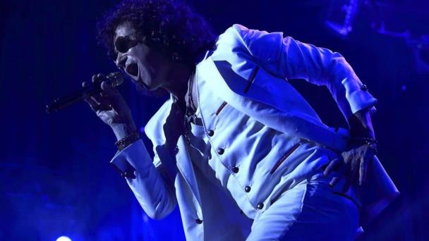 Enrique Bunbury se retira de los escenarios