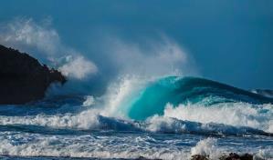 Escasas lluvias, olas anormales y calor se registran en la República Dominicana