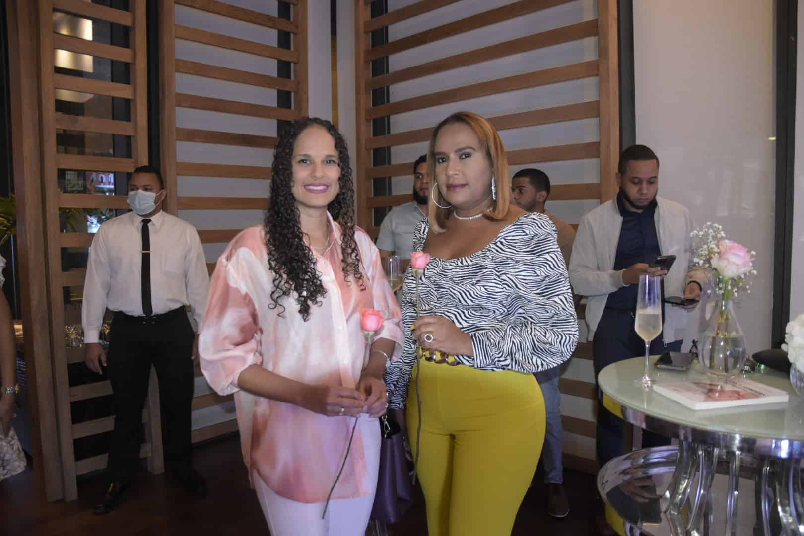 Felivia Mejía y Niove Valdez.