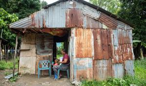 Ministerio de la Vivienda construir&aacute; casa a joven de Villa Altagracia