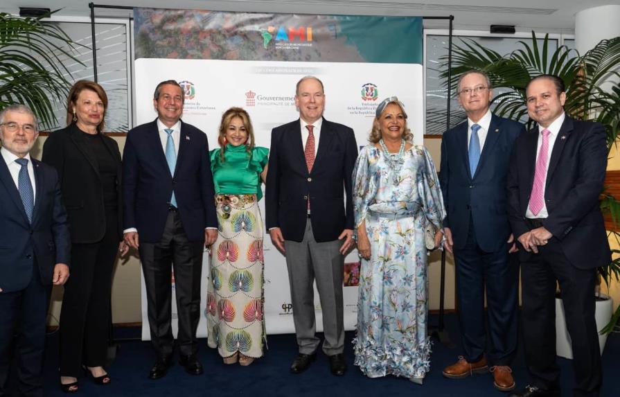 El Príncipe Alberto II de Mónaco participa en gala gastronómica dominicana