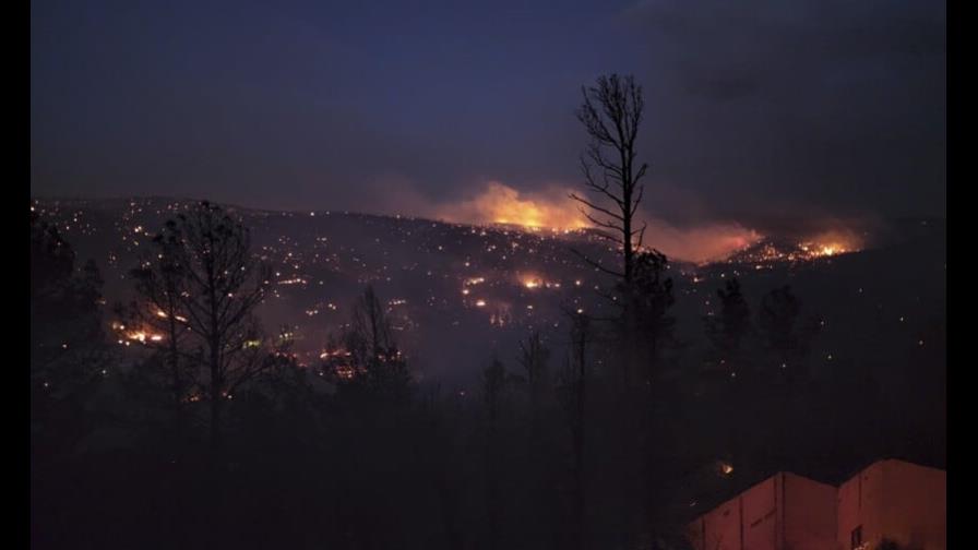 Incendio en Nuevo México es ya el mayor en la historia del estado