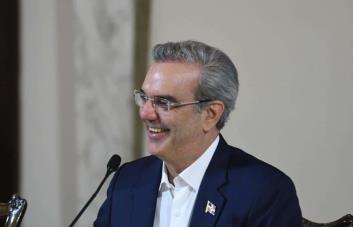 Abinader manda a Leonel a ir a Google para que recuerde cómo fue su gobierno