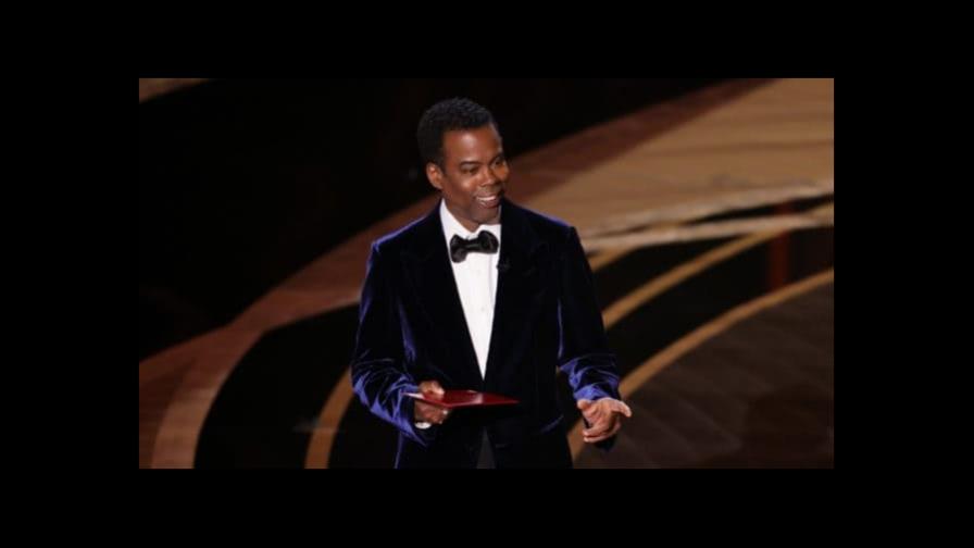La Academia propuso a Chris Rock presentar los Óscar tras el bofetón de Smith