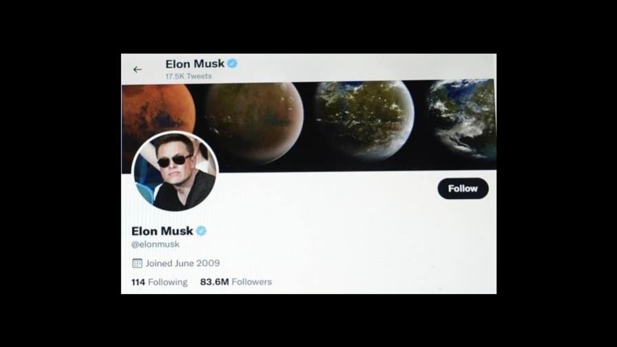 Musk pide pruebas del número de cuentas falsas de Twitter para seguir con su oferta