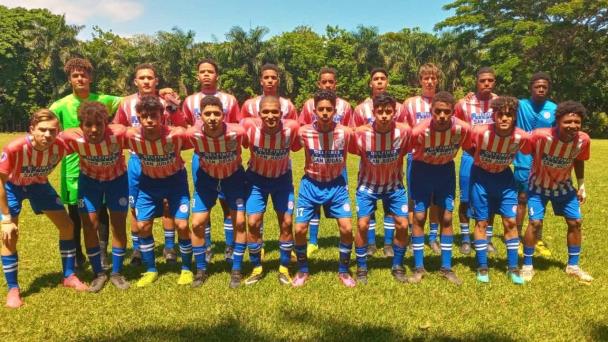Delfines Atlético San Judas, ganan en su-19 y luchan por la cima