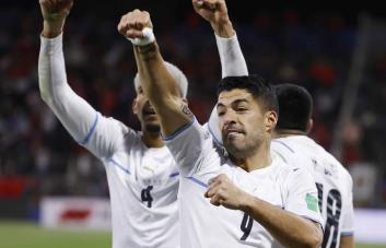 Uruguay: Alonso no se inquieta por futuro de Suárez y Cavani