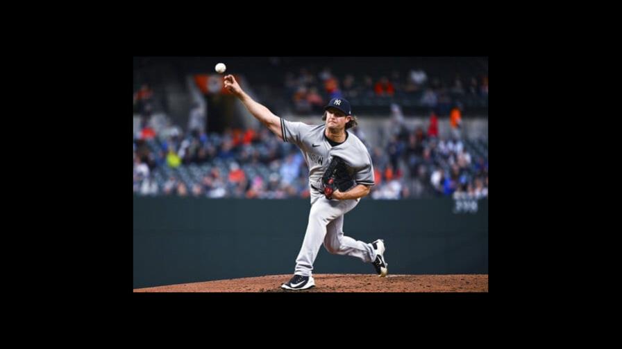 Cole lleva a los Yanquis hacia triunfo sobre Orioles