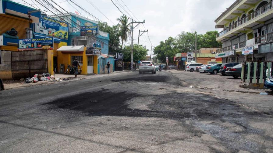 Apagones y basura generan protestas en Villa Faro