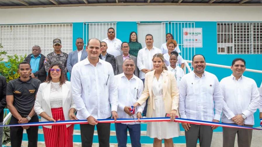 Inauguran Farmacia del Pueblo en la cárcel de La Victoria