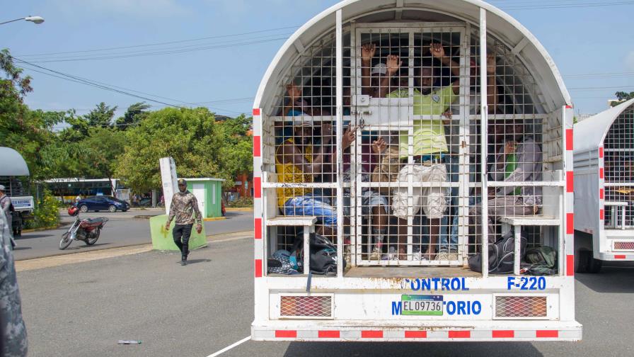 Migración responde con más operativo en Ciudad Juan Bosch