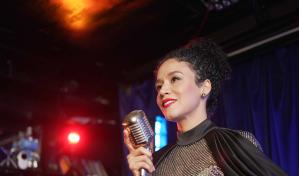 La soprano dominicana Stephany Ortega estrena Feeling Good