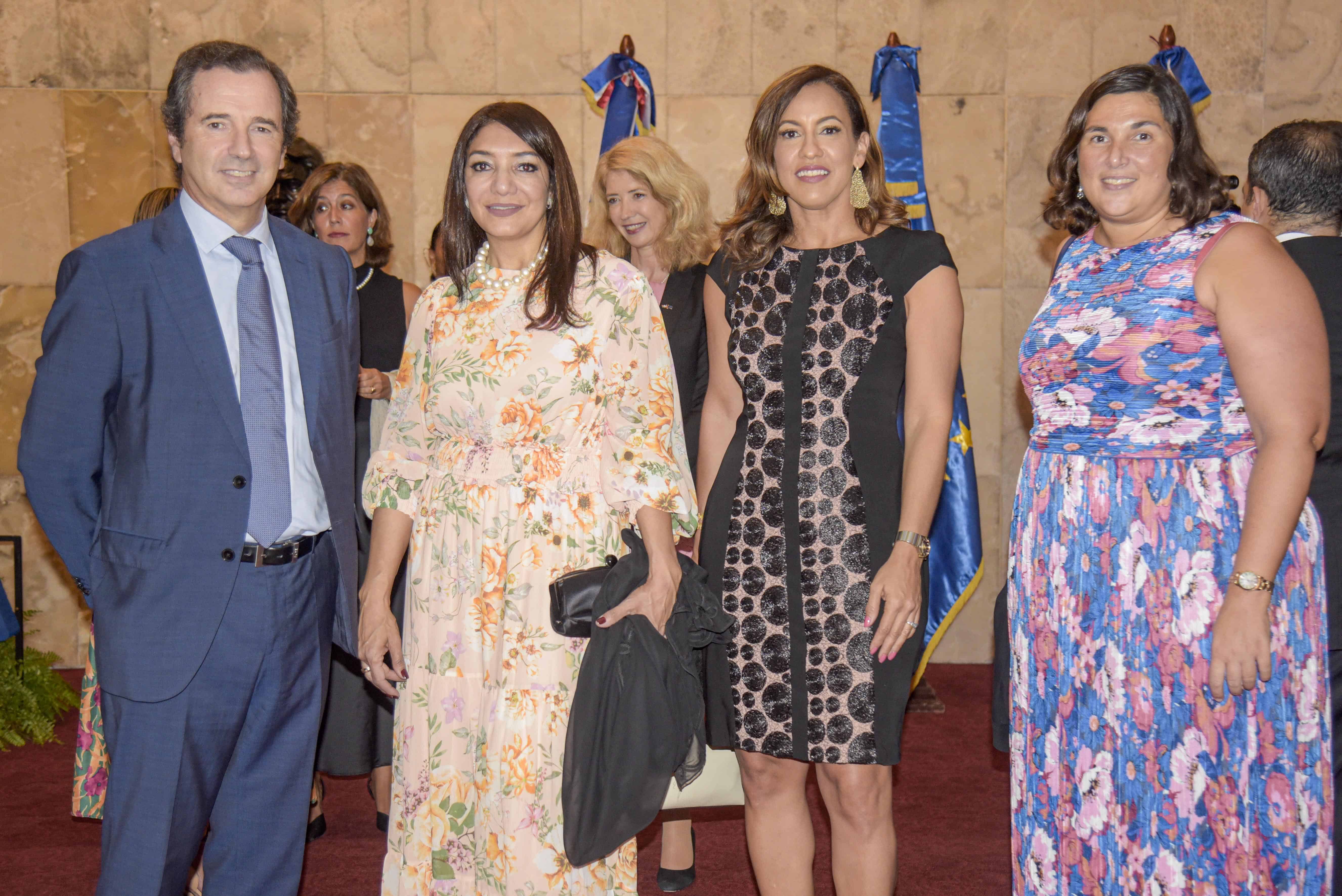 Ramón Espinosa, Marlyn  Rosario, Solano Mejía y María González.