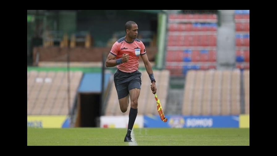 Arbitro dominicano entre los seleccionados para Mundial Qatar 2022