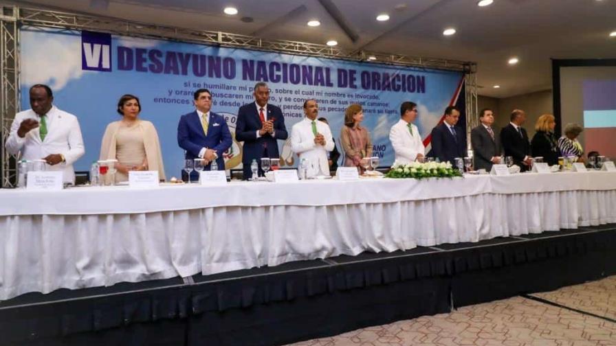 Realizan Desayuno Nacional de Oración por la paz en el país