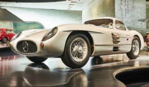 Un Mercedes de 1955 subastado por 135 millones de euros, un récord para un coche