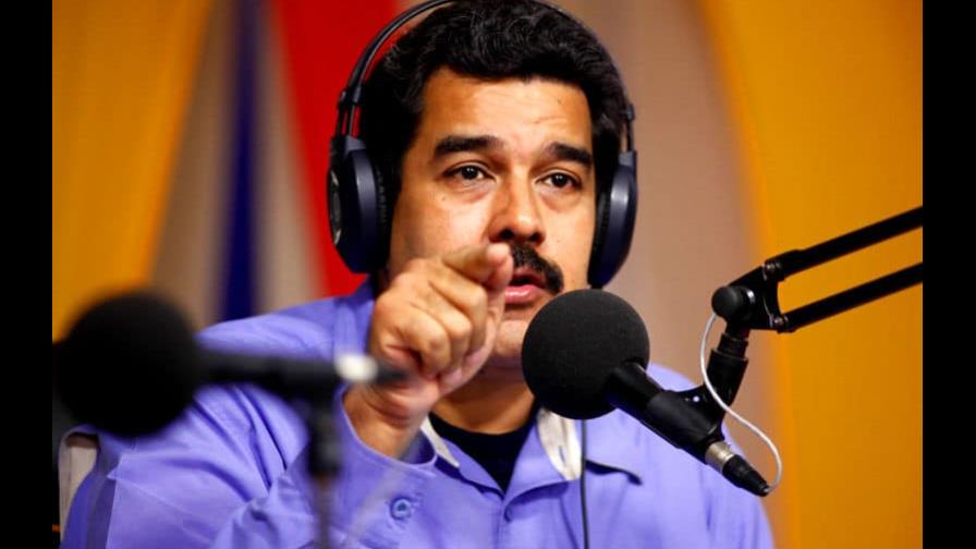 Nicolás Maduro regresa a la radio con programa destinado a la salsa Nicolás Maduro regresa a la radio con programa destinado a la salsa