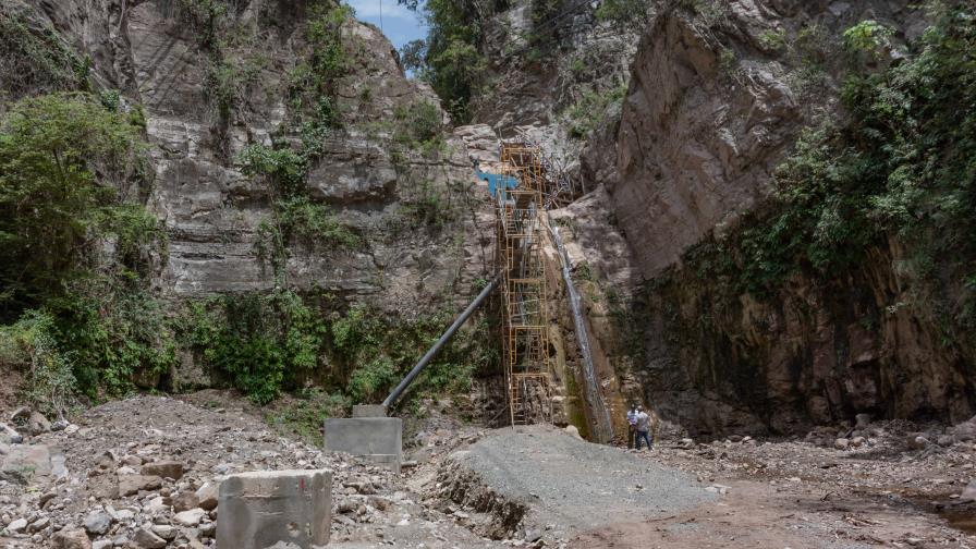 Medio Ambiente dice acueducto construido en Salto de Azua fue ejecutado de manera irregular