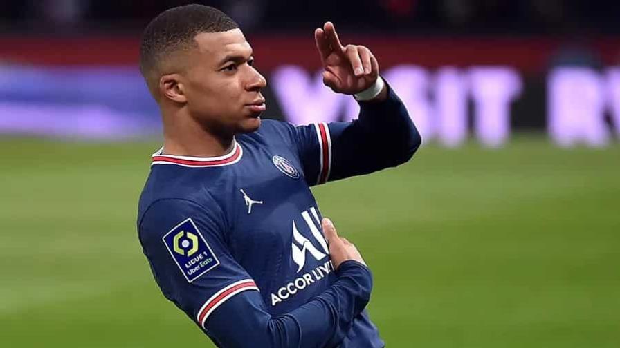 Los acuerdos que tiene Mbappé según su madre