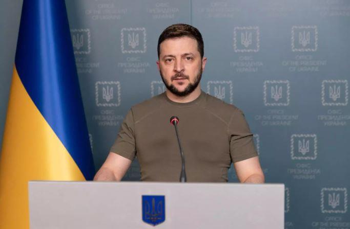 Zelenski agradece a EEUU la aprobación de un nuevo paquete de asistencia para Kiev