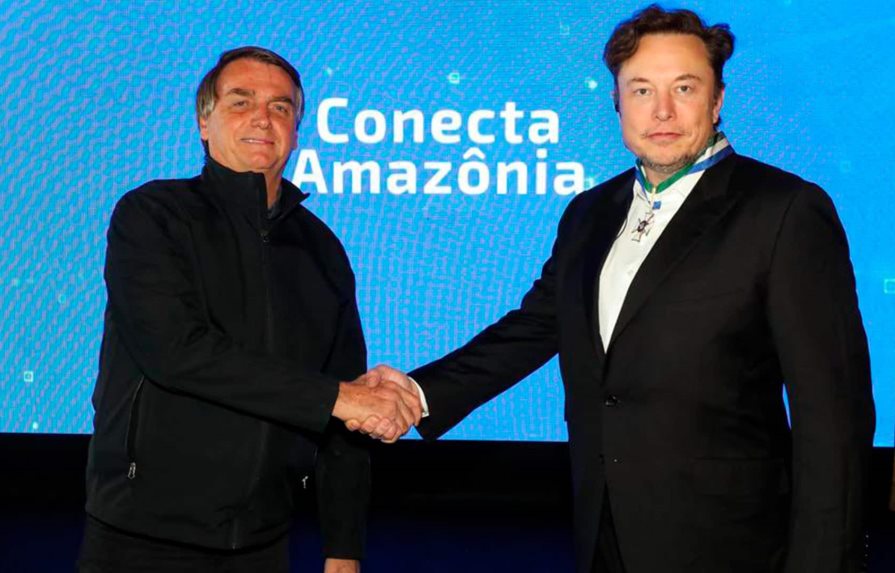 Musk anuncia plan para ampliar internet en Amazonía con aval de Bolsonaro