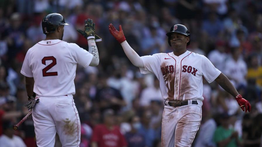 VÍDEO | Rafael Devers ayuda con dos jonrones en triunfo de Medias Rojas