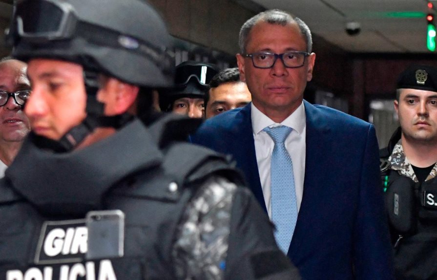 Piden libertad de exvicepresidente de Correa tras regresar a cárcel en Quito