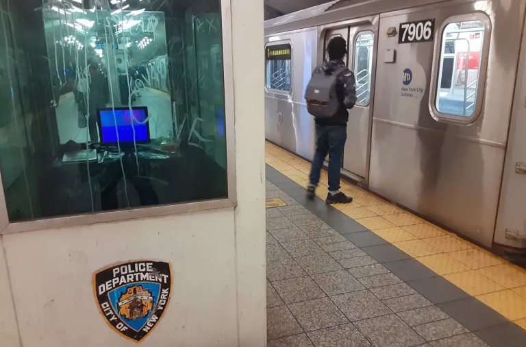 Un hombre muere en un tiroteo no provocado en el Metro de Nueva York