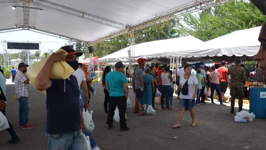 Más de 10 mil personas visitaron feria agropecuaria Inespre está de madre en Santiago