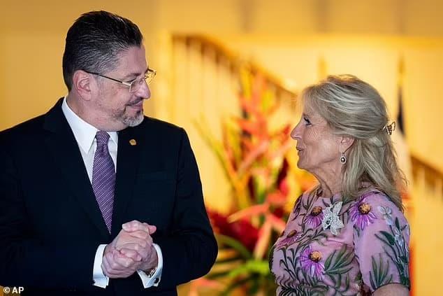 Presidente Chaves recibe a primera dama de Estados Unidos en Costa Rica