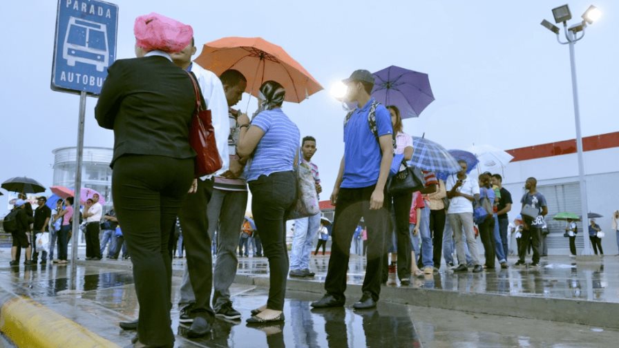 Las lluvias volverán desde este lunes al país por vaguada Las lluvias volverán desde este lunes al país por vaguada