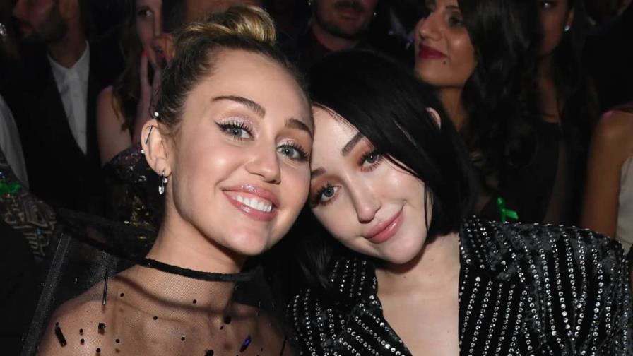 Noah Cyrus habla sobre su adicción a las sustancias