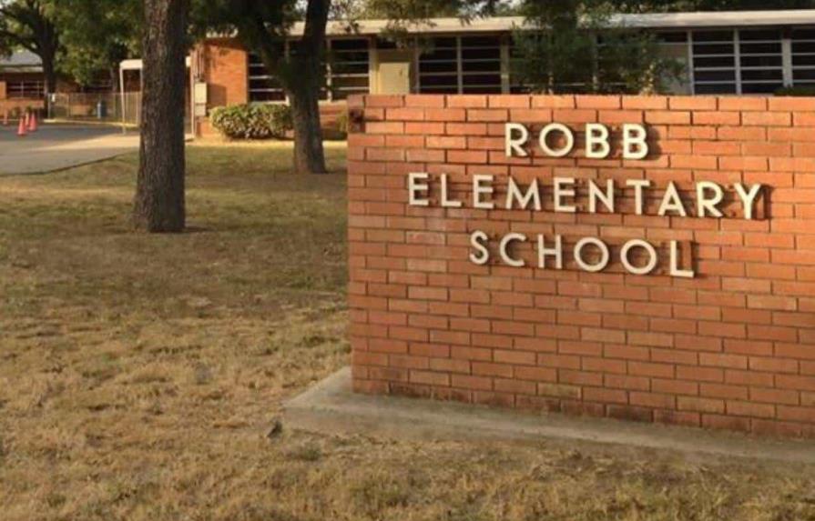 Alerta policial en escuela de Texas tras reporte de disparos