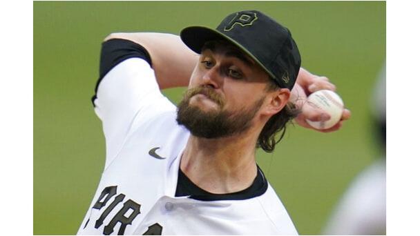 Piratas ganan 2-1 a Rockies; Hayes anota la de la victoria
