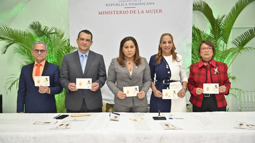 Lanzan emisión postal dedicada a Abigail Mejía, pionera del sufragismo femenino