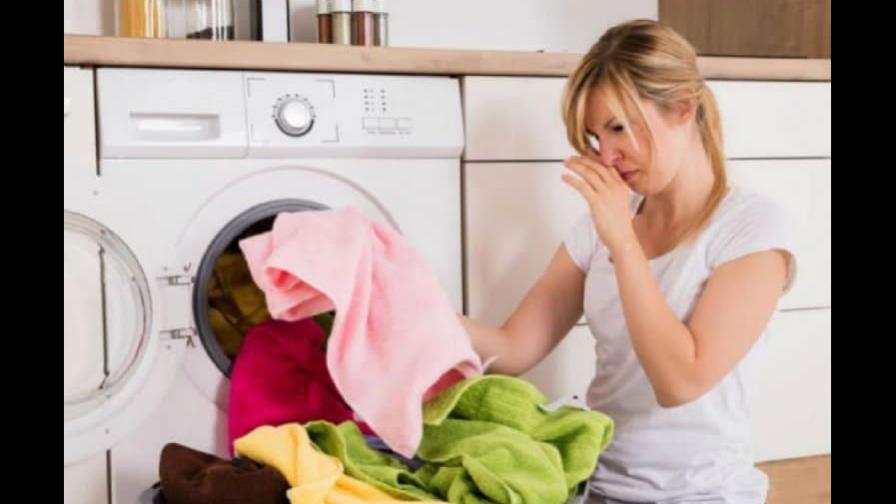 Consejos para eliminar el olor a humedad de tu ropa