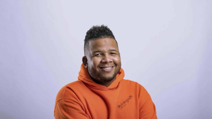 Cantante cristiano José Cornelio estrena sencillo Happy chilling