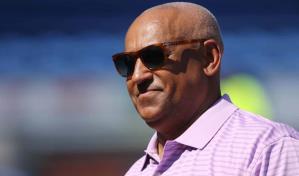 Omar Minaya, el dominicano detrás de los juegos de la MLB en RD previo al Clásico