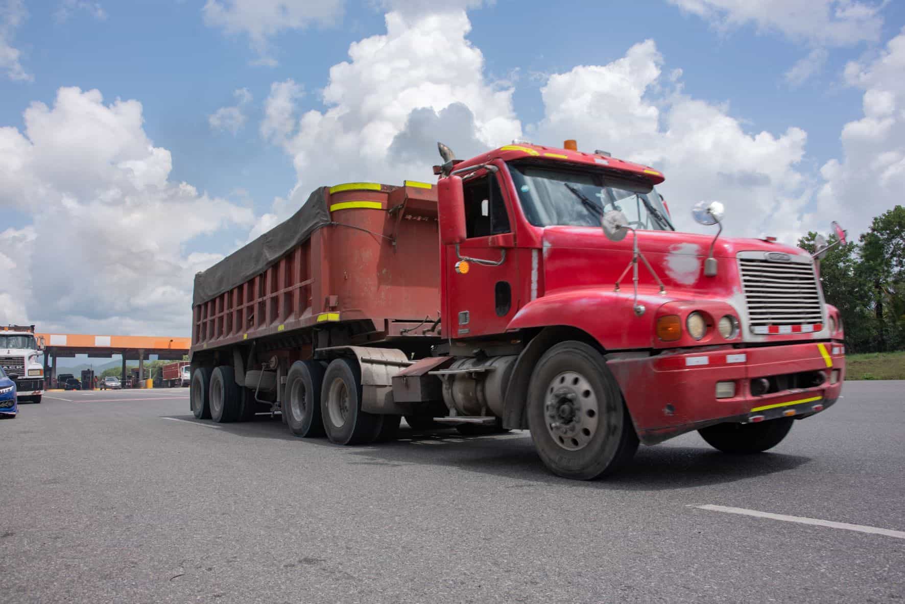 La Circunvalación se hizo para sacar los vehiculos pesados de la ciudad