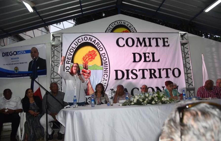 Janet Camilo formaliza aspiración a la Alcaldía del Distrito Nacional