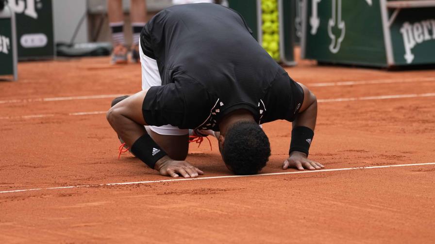 Un adiós con una derrota, así fue la despedida de Jo-Wilfried Tsonga en el Roland Garros Un adiós con una derrota, así fue la despedida de Jo-Wilfried Tsonga en el Roland Garros