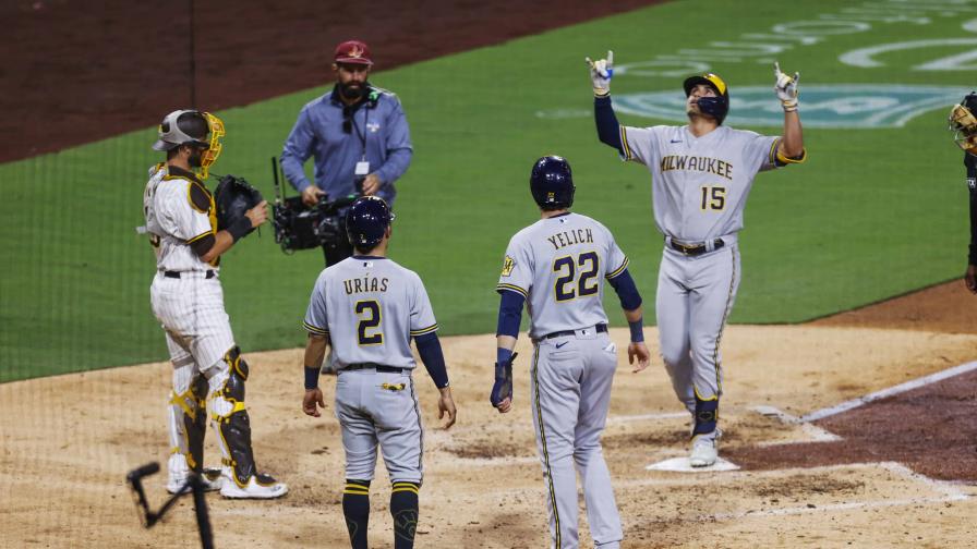 VÍDEO | Burnes vence a Snell, Taylor y Cerveceros ganan a Padres