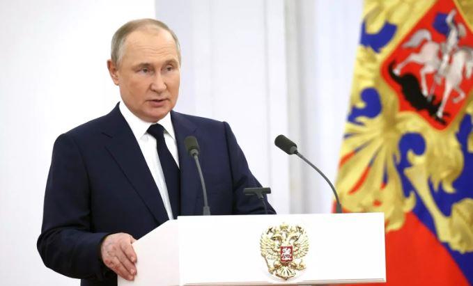 Putin ordena aumentar los salarios de los soldados rusos destinados en Ucrania